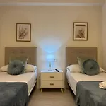 Loyola Premium Centro *